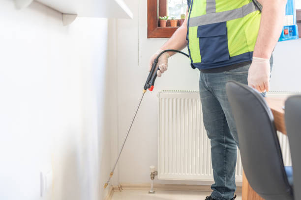 Best Pest Removal Services  in Fruitville, FL